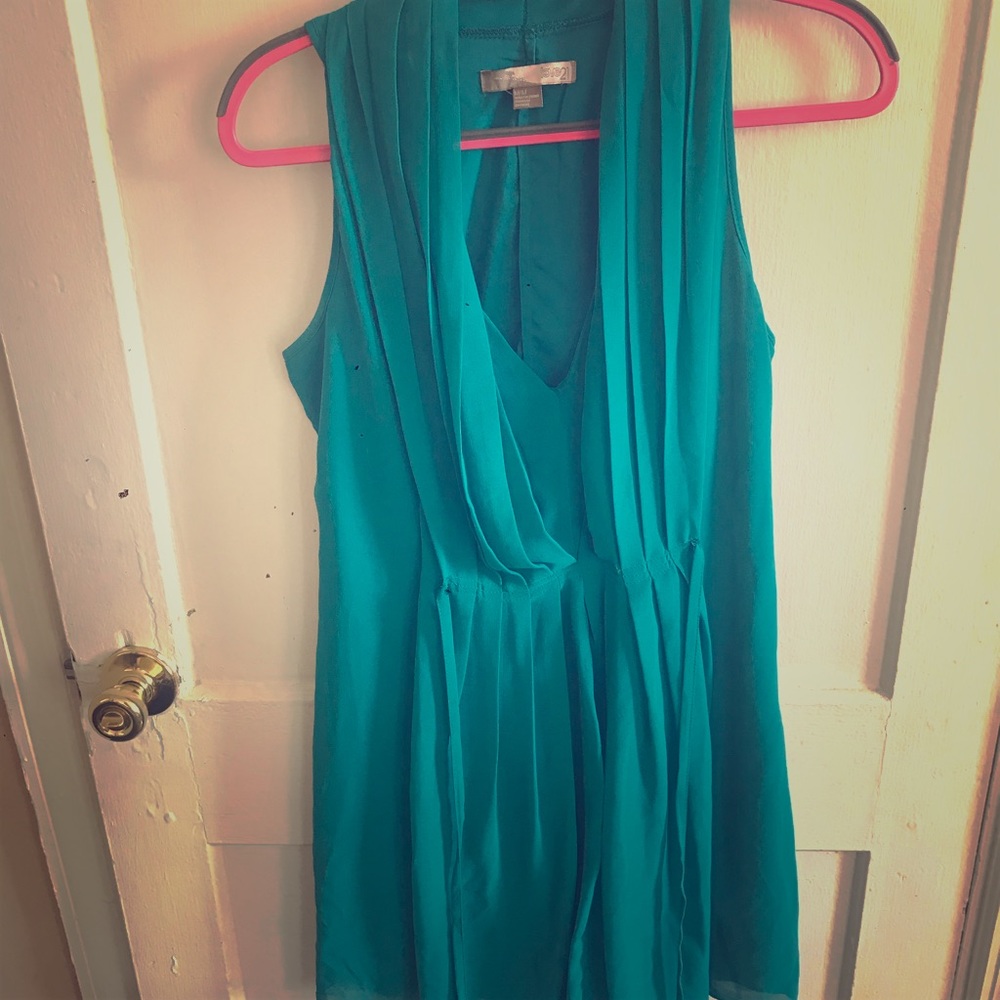 Blue 1920s style dress